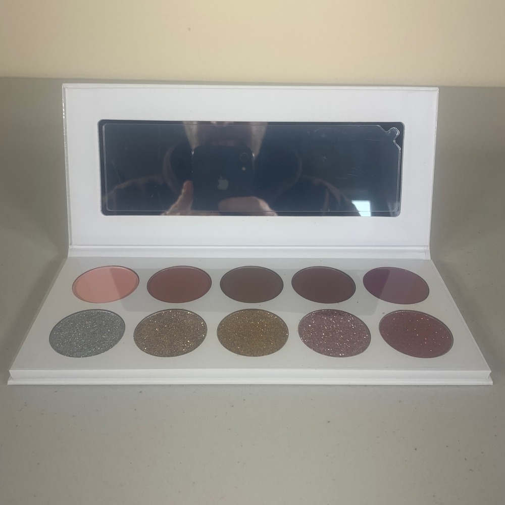 Ashunta Sheriff Beauty Unicorn II Eyeshadow Palette 10‎ Shades NIB New
